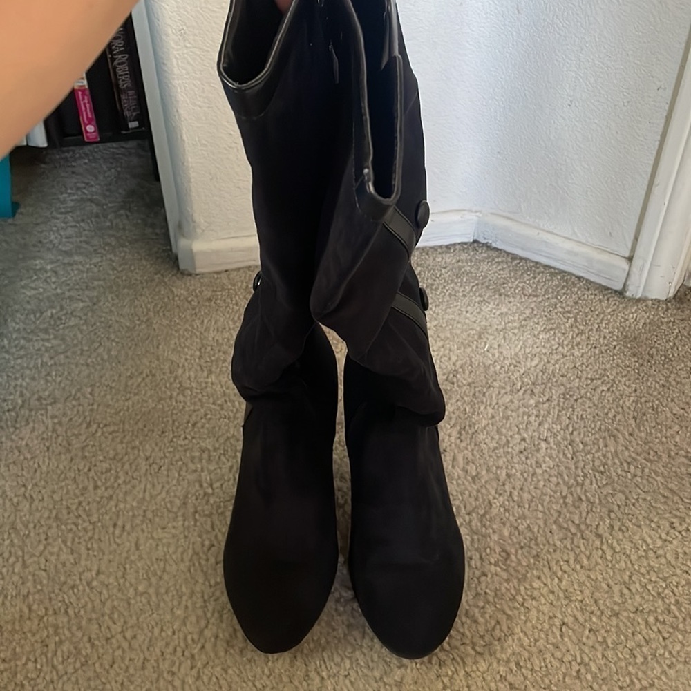 Long heeled  up the leg boots womens size 8​​​​​​ - Picture 3 of 7